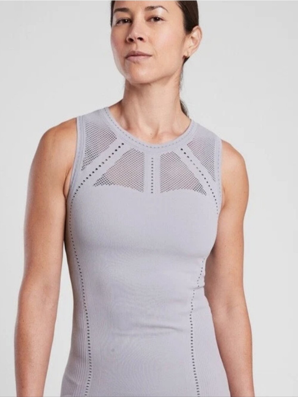 Athleta Women's Oxygen Light Gray Seamless Mesh-Accented Tank - Size Small